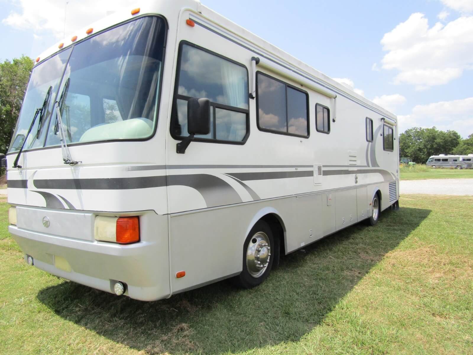 1997 MONACO WINDSOR 34PDD