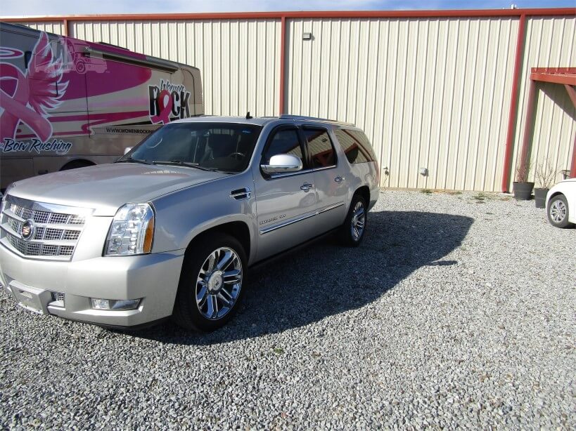 2010 CADILLAC ESCALADE ESV PLATINUM