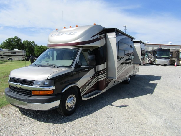 2014 COACHMEN CONCORD 300TS