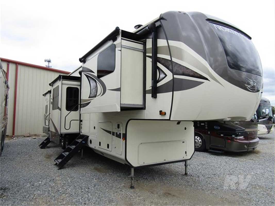 2019 JAYCO NORTH POINT 383FKWS
