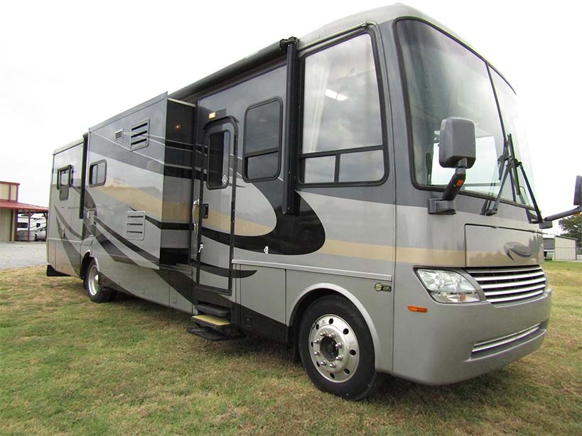 2006 NEWMAR MOUNTAIN AIRE 3570