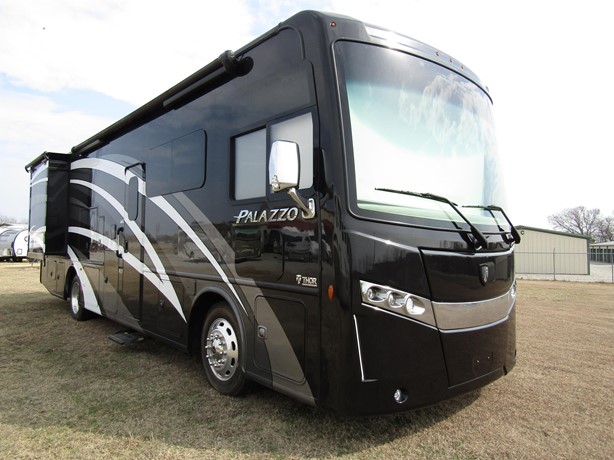 2020 THOR MOTOR COACH PALAZZO 33.5