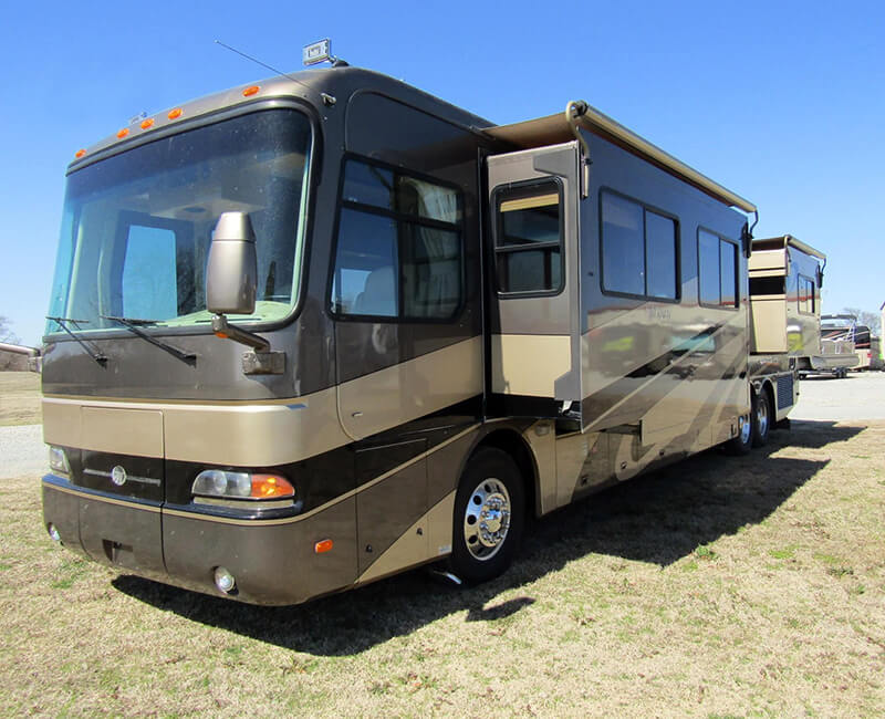 2003 MONACO DYNASTY 42 REGAL