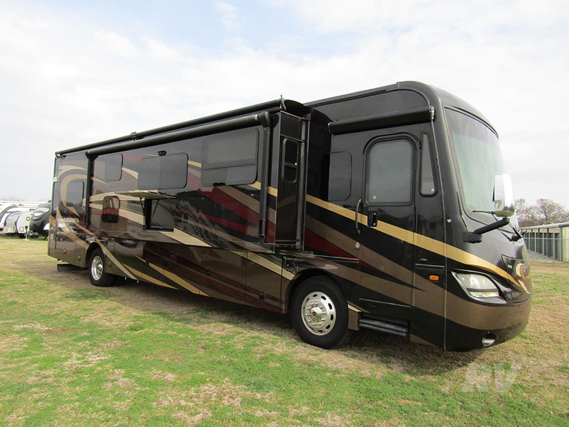 2016 COACHMEN SPORTSCOACH 407FW